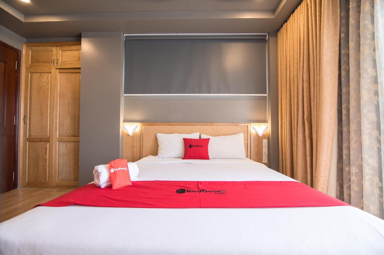 Reddoorz Plus Near Secc Ho Chi Minh City Exterior photo