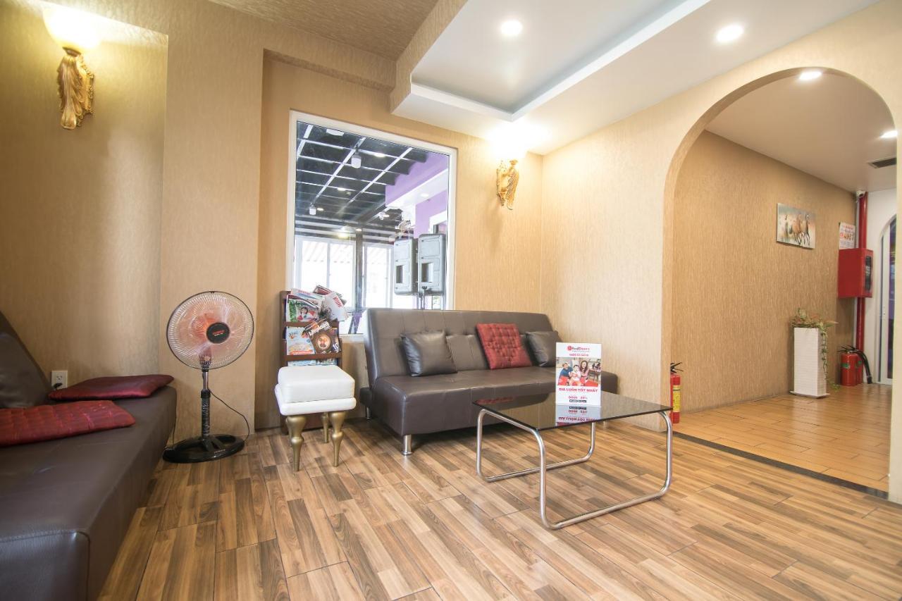 Reddoorz Plus Near Secc Ho Chi Minh City Exterior photo
