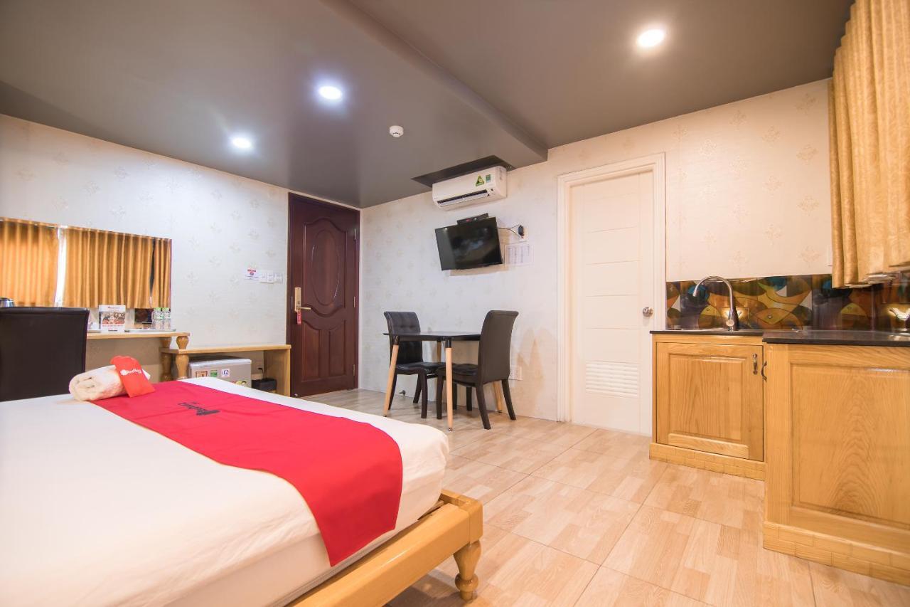 Reddoorz Plus Near Secc Ho Chi Minh City Exterior photo